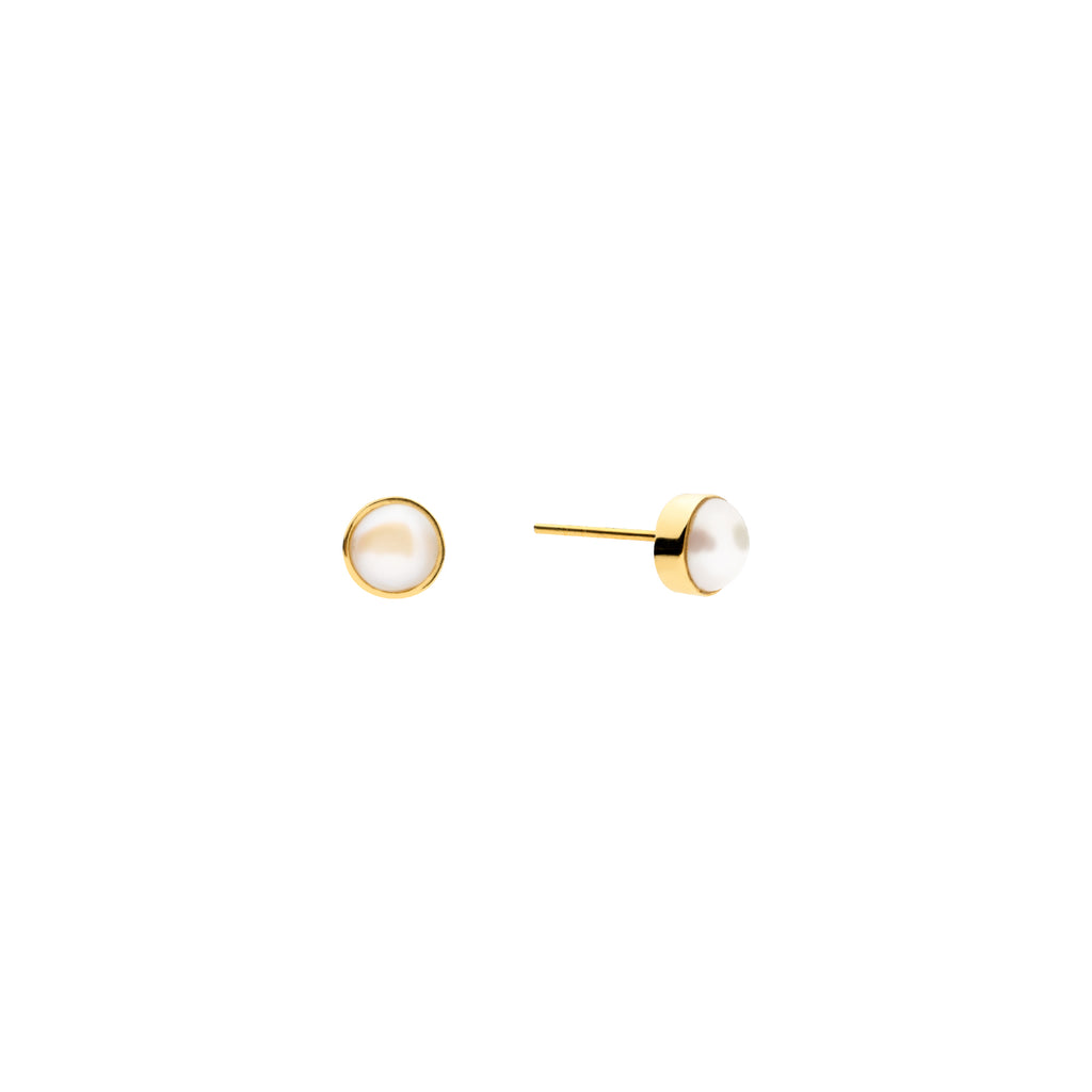 Fresh Pearl Studs // Gold-plated